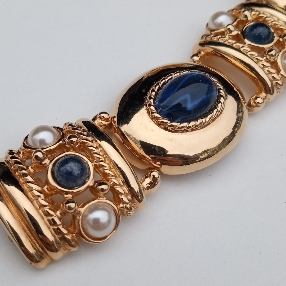 Vintage Joan Rivers Bracelet & Earrings Set ! - Picture 2 of 7
